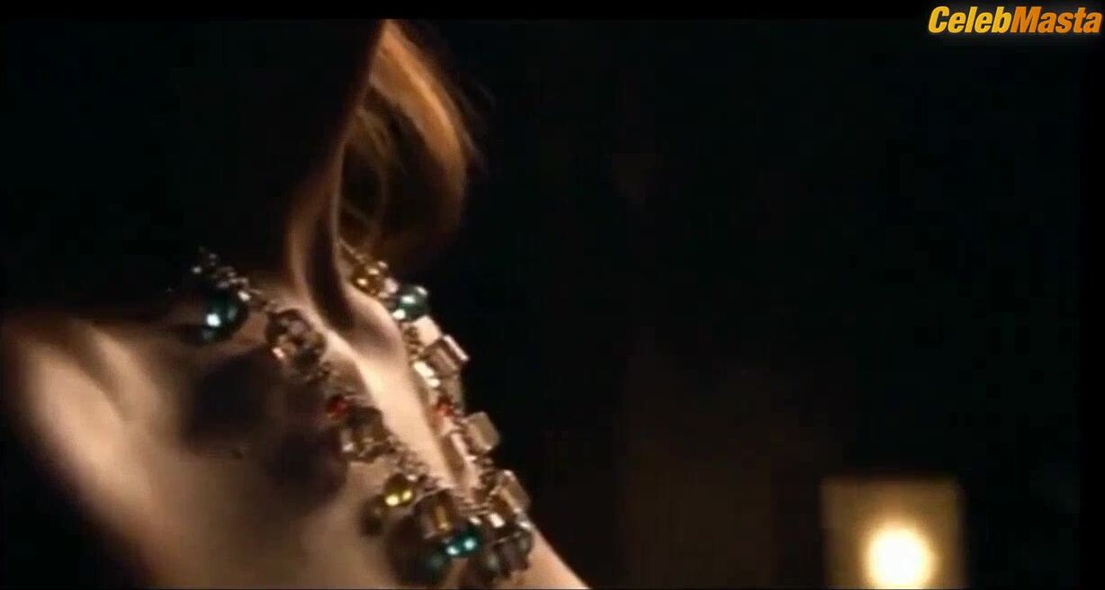 Ana Lucia Dominguez Sex Scene From Gringo Wedding - Photo 2 of 5