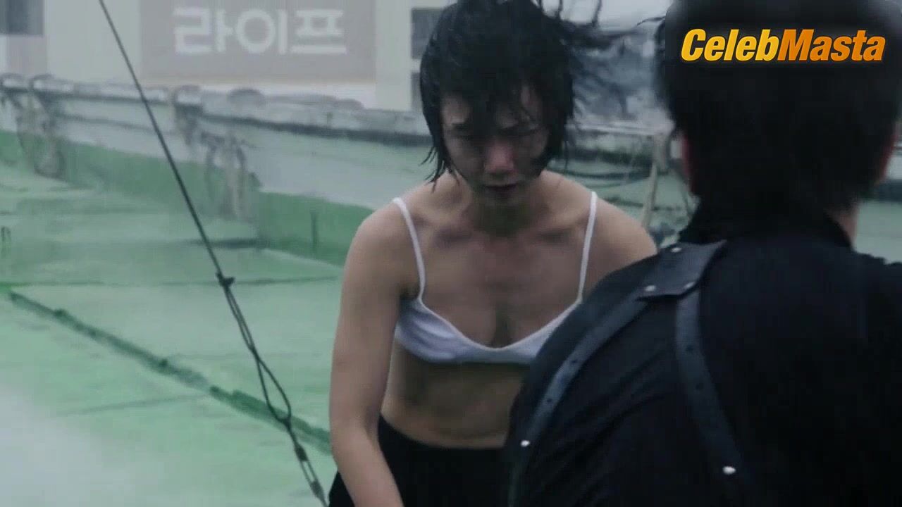 Doona Bae Reveals Underwear Scene In Sense8 - Photo 2 of 5 photo 5