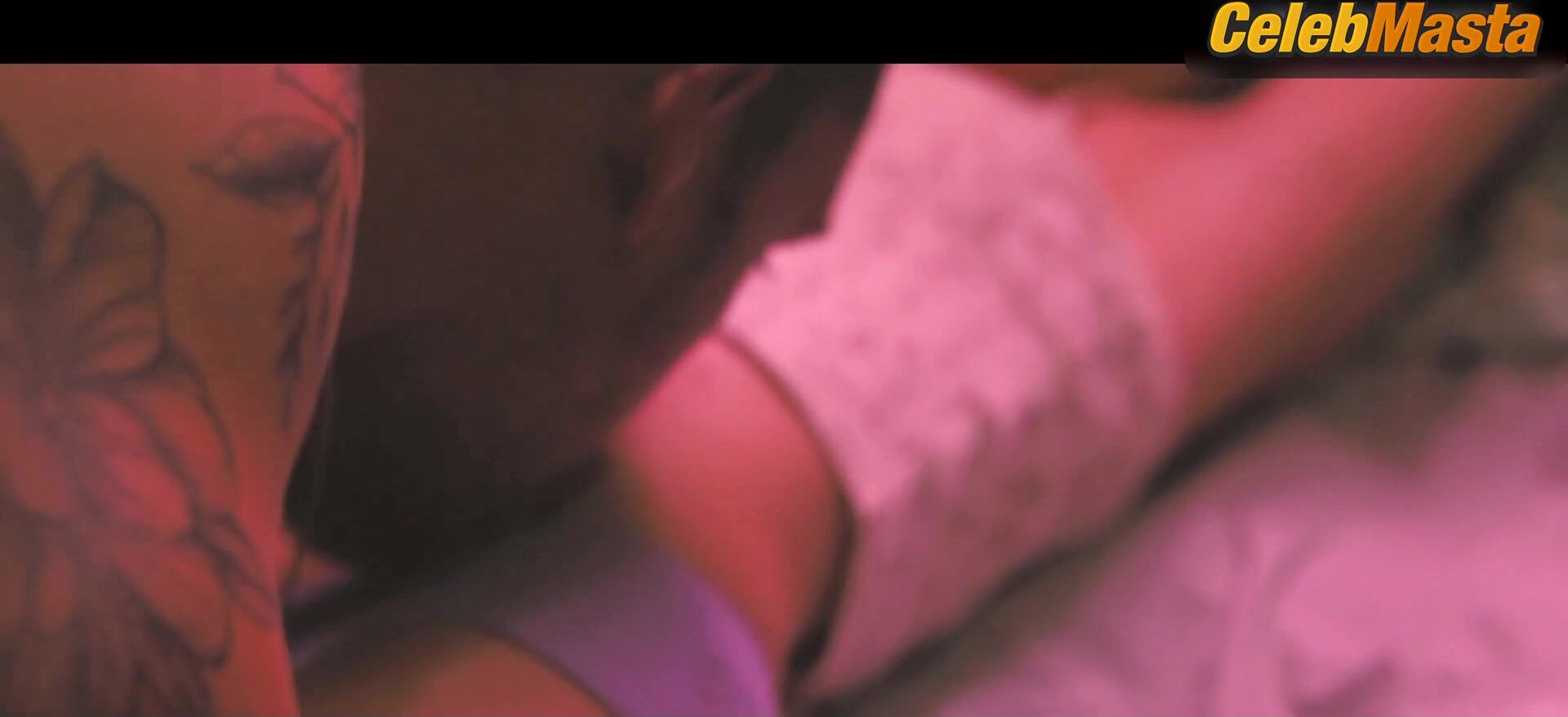 Maika Monroe Underwear Moment In Reminders Of Him Wait, - Photo 1 of 5