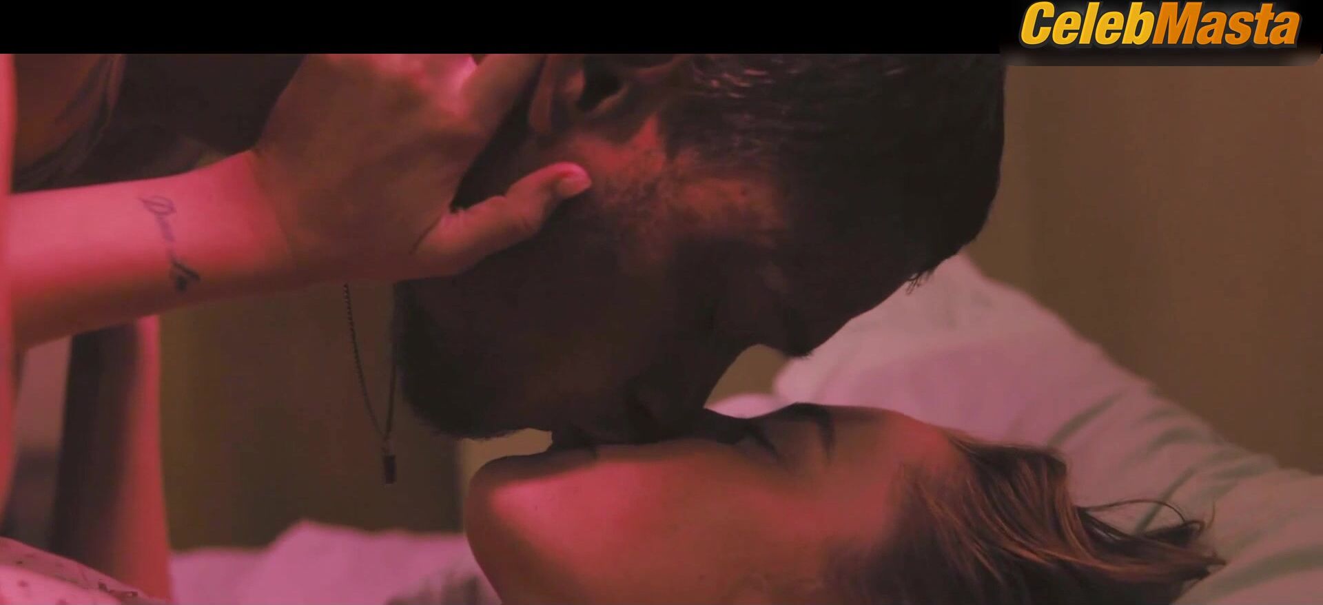 Maika Monroe Underwear Moment In Reminders Of Him Wait, - Photo 1 of 5 photo 4