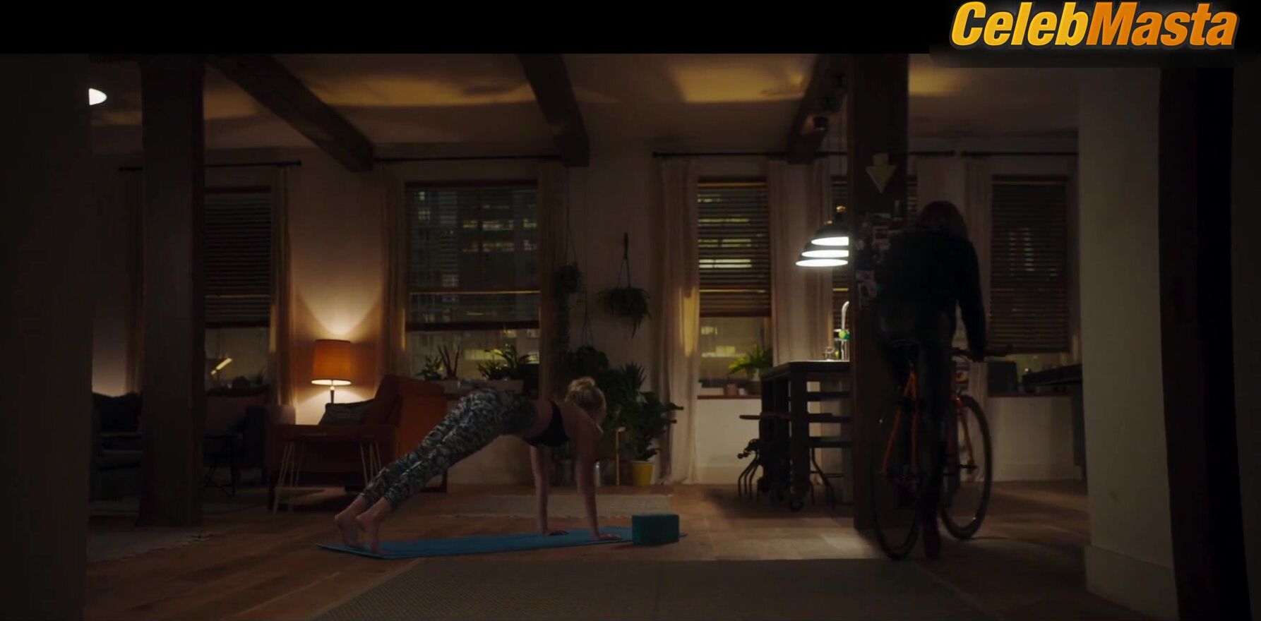 Maika Monroe ’s Sexy Scene From Greta - Photo 1 of 5