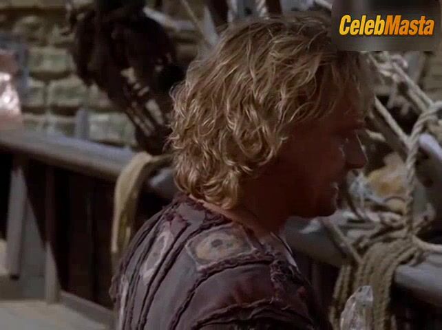 Gina Torres Sexy Scene From Hercules The Legendary - Photo 4 of 5