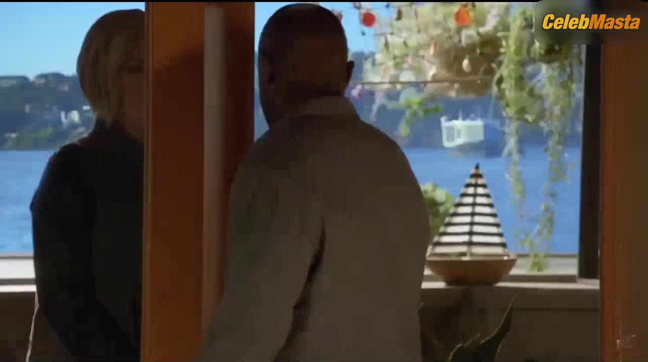 Kathleen Robertson ’s Butt, Underwear Scene From Murder - Photo 1 of 5 photo 4