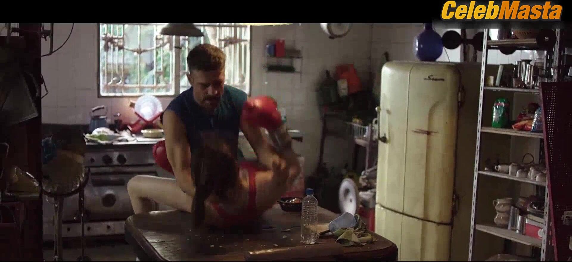 Eva De Dominici Ass, Tits Scene In Tiger, Blood In The Mouth - Photo 1 of 5 photo 5