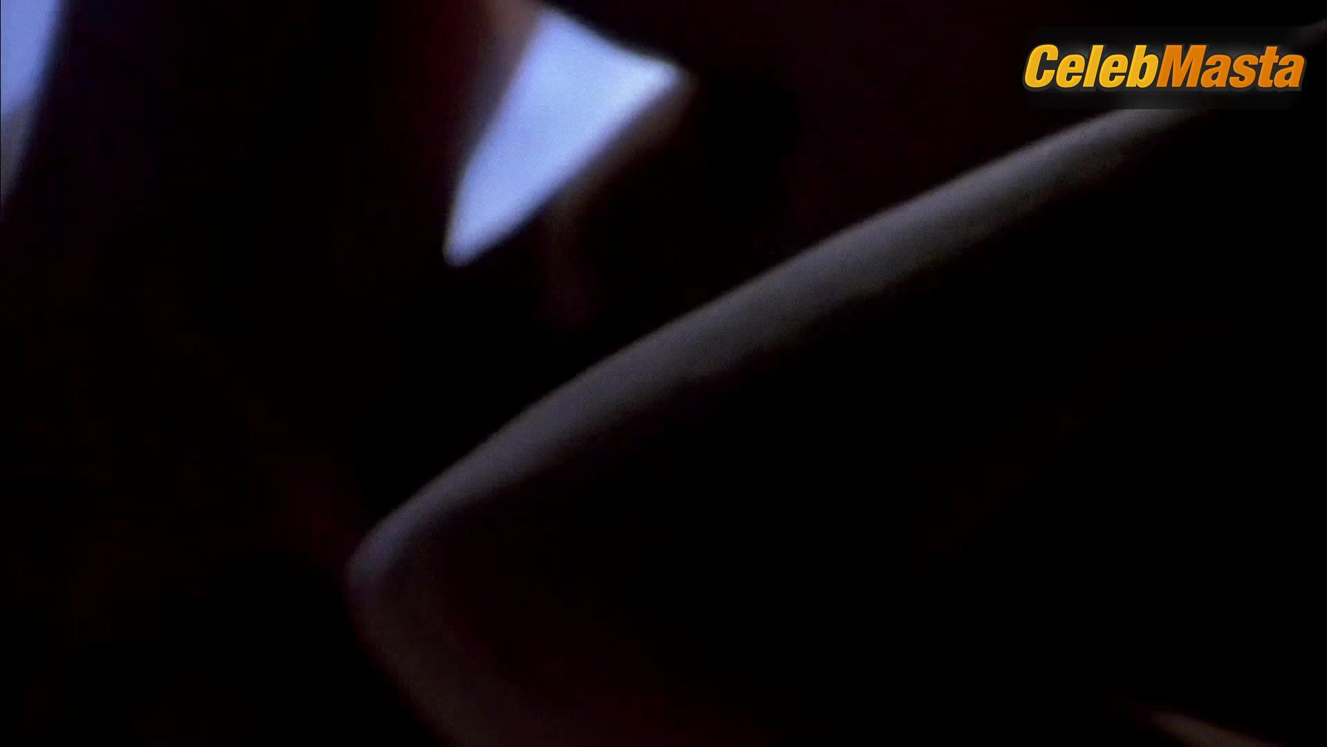 Linda Fiorentino Tits, Ass Scene From The Last Seduction - Photo 1 of 5 photo 2