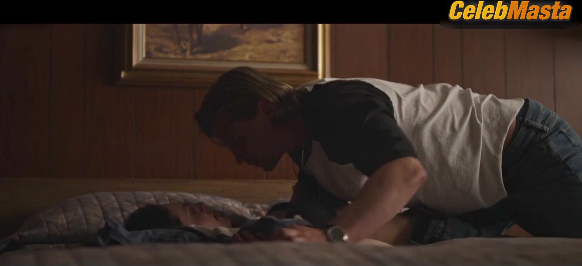 Phoebe Tonkin ’s Underwear Scene From The 8th Day - Photo 2 of 5 photo 1