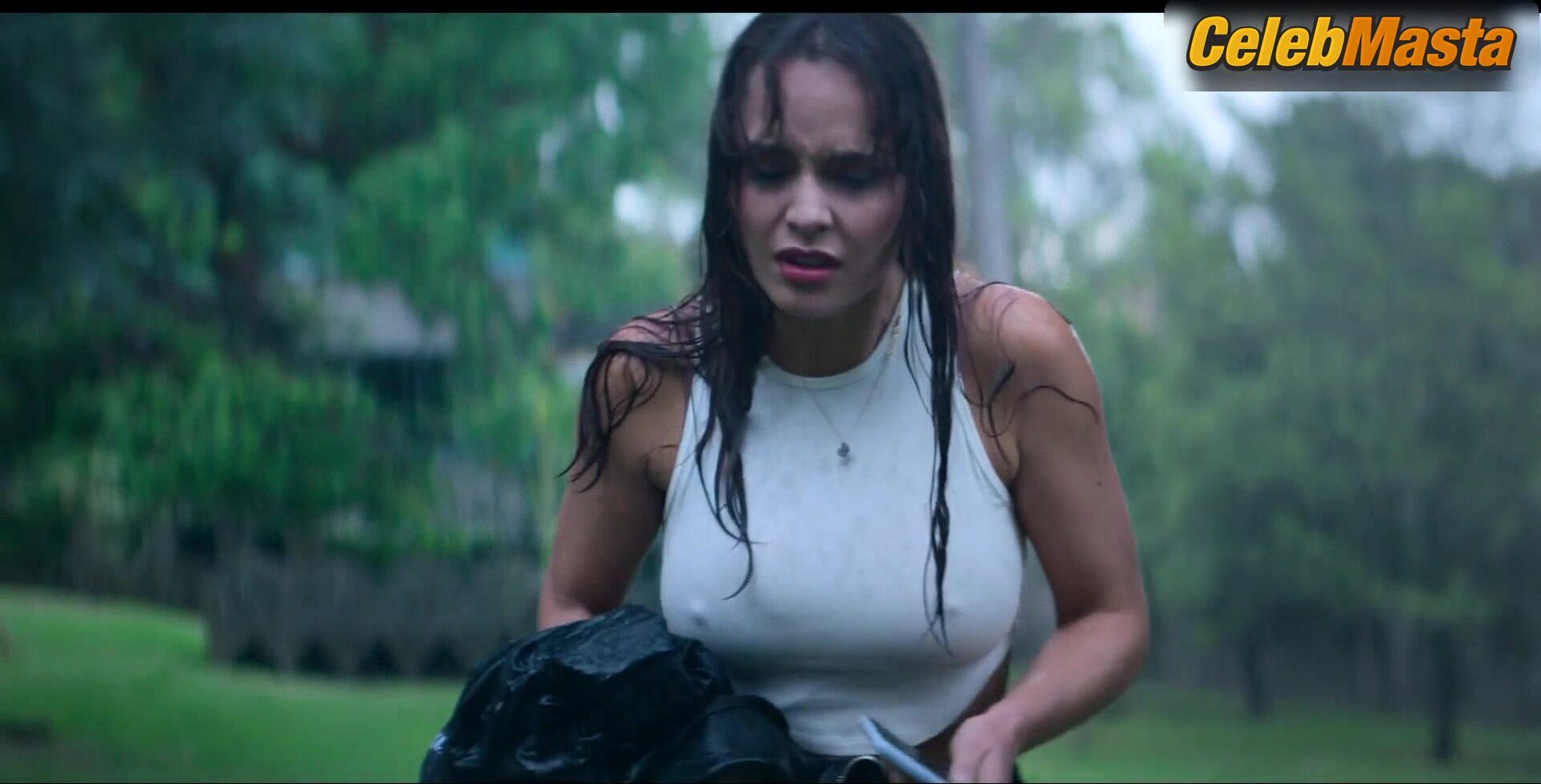 Ana Lucia Dominguez Hot Scene In The Marked Heart - Photo 2 of 5 photo 4
