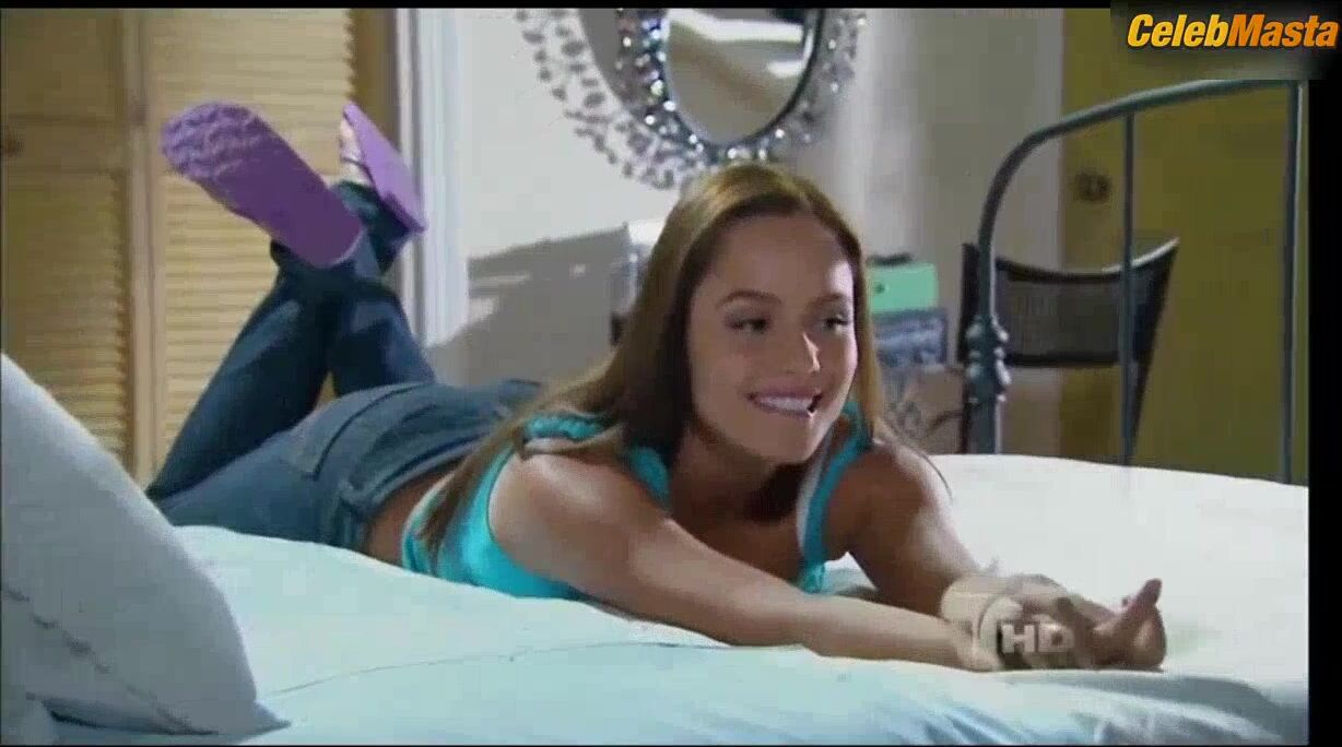 Ana Lucia Dominguez Underwear Scene From Perro Amor - Photo 1 of 5 photo 2
