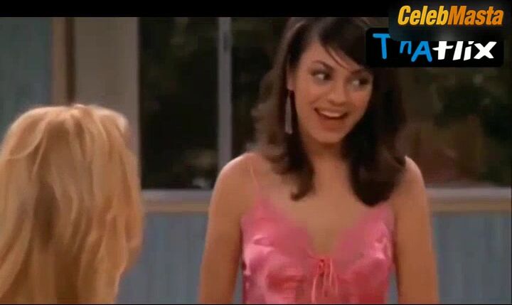 Kathleen Robertson ’s Sexy Boobs Scene In All About Boobs! - Photo 1 of 5 photo 5