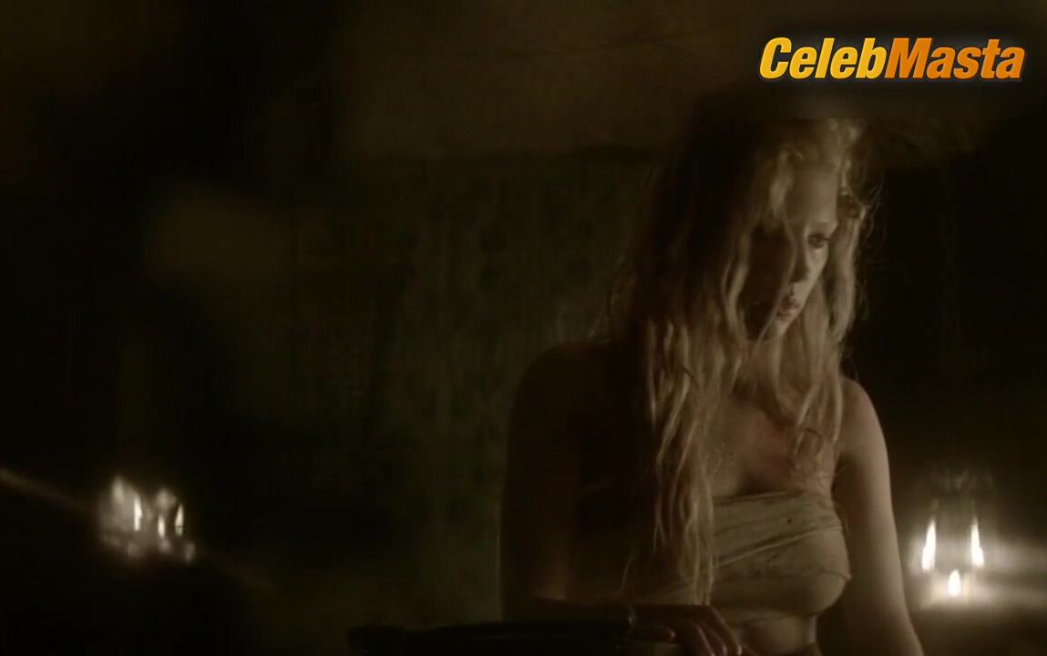 Katheryn Winnick ’s Hot Scene In Vikings - Photo 1 of 5
