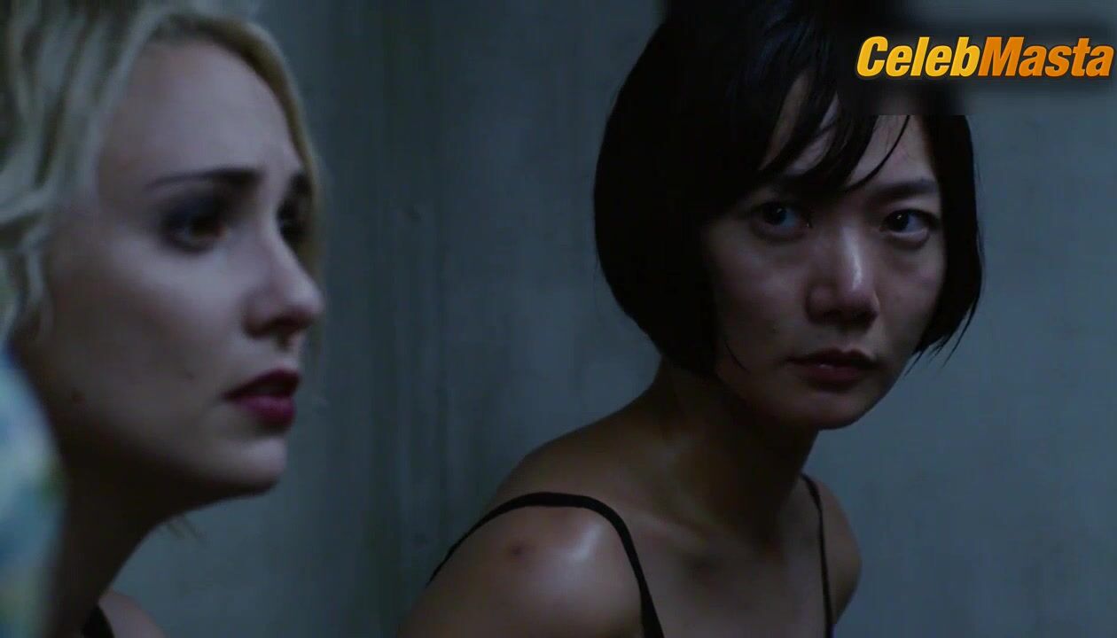 Doona Bae ’s Underwear Scene In Sense8 - Photo 5 of 5 photo 1