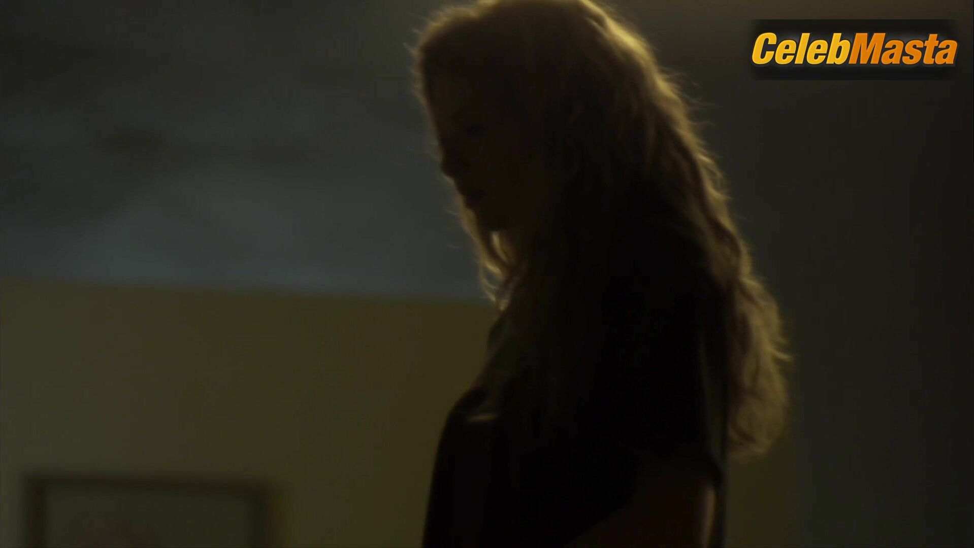 Rachelle Lefevre Booty, Underwear Scene In The Caller - Photo 1 of 5