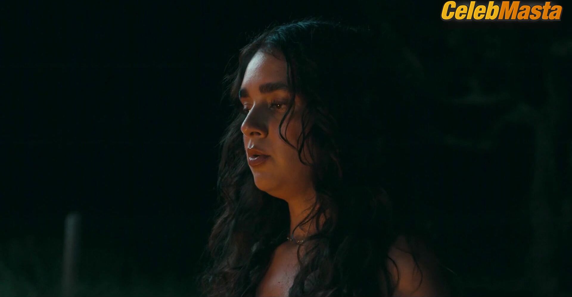 Geraldine Viswanathan Molly Gordon And ’s Naked, Explicit - Photo 2 of 5