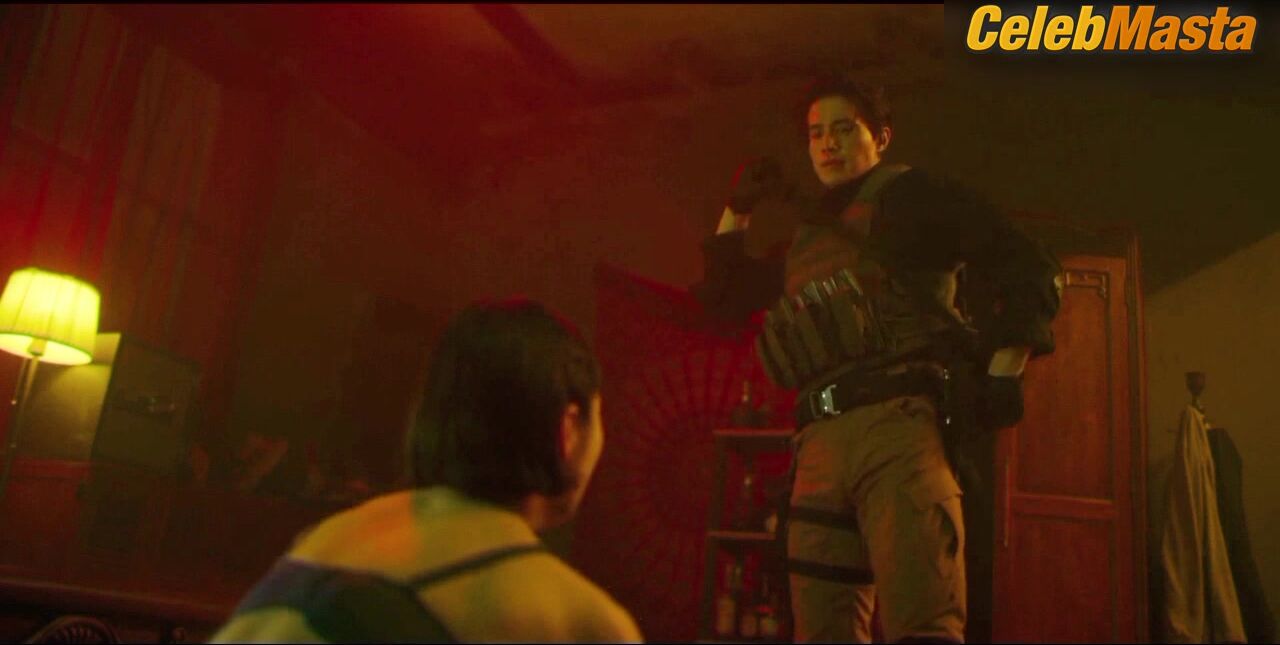 Geum Hannah ’s Sexy Scene From A Shop For Killers - Photo 2 of 5
