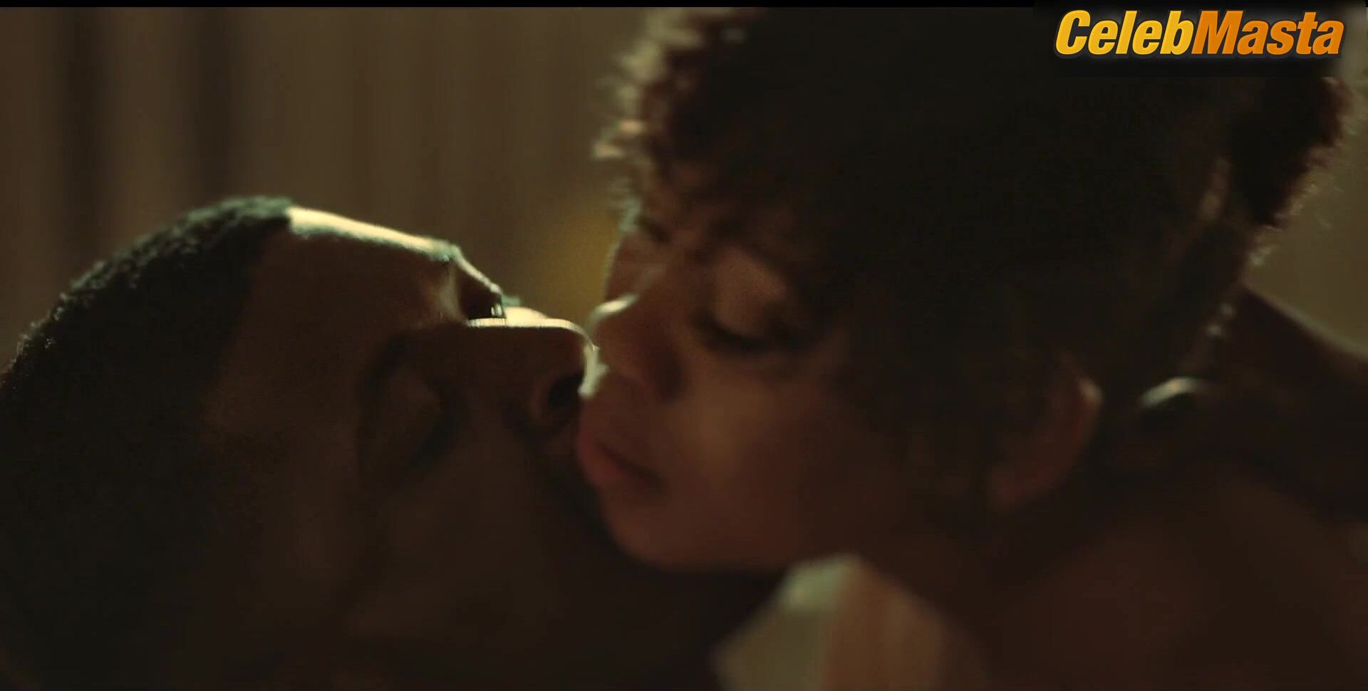 Kgomotso Christopher Flaunts Tits Scene In Fatal Seduction - Photo 2 of 5 photo 5