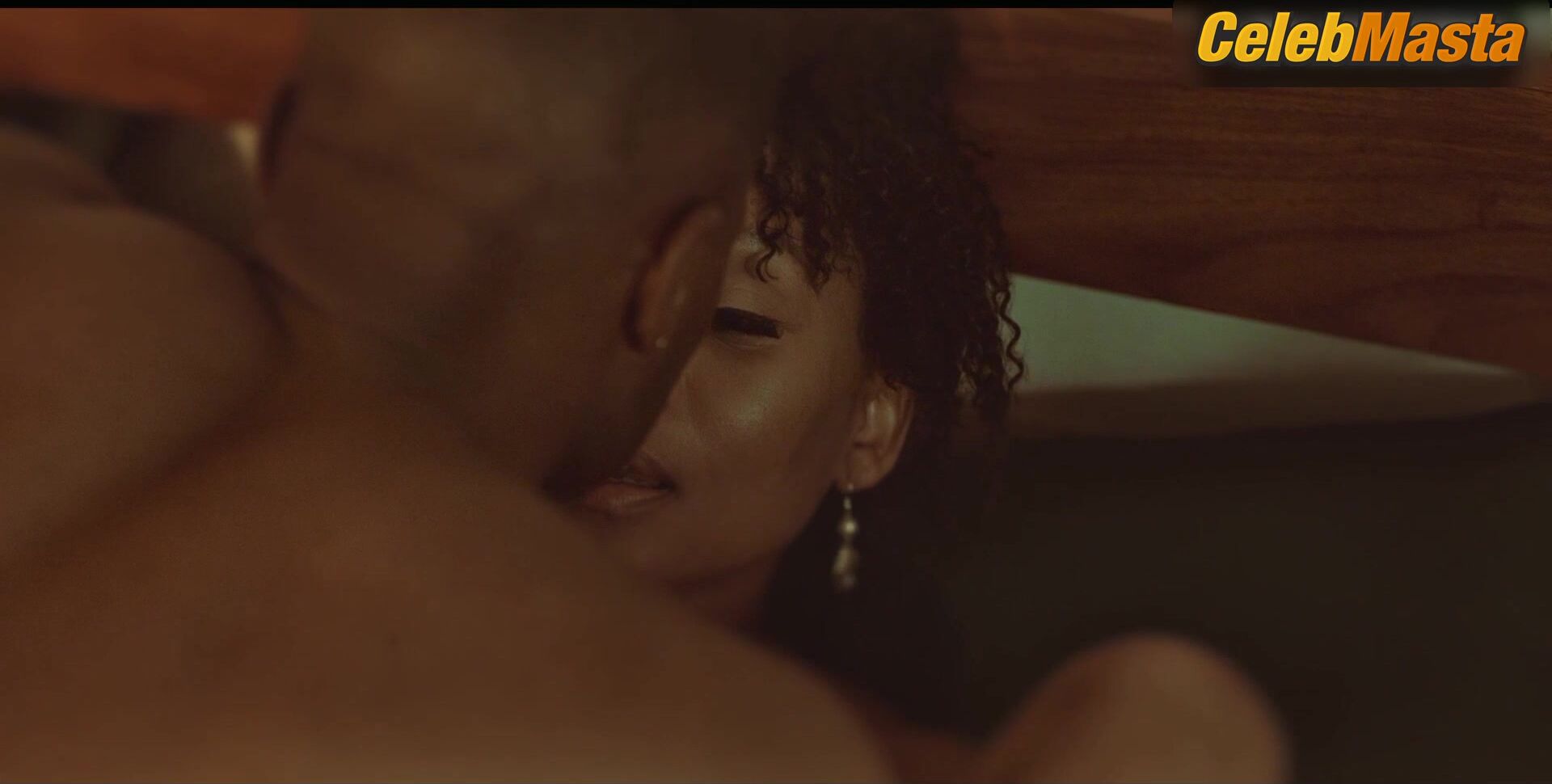 Kgomotso Christopher ’s Boobs Scene In Fatal Seduction - Photo 3 of 5 photo 4