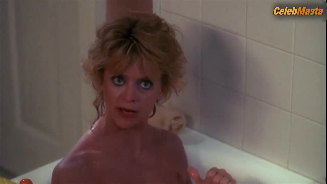 Goldie Hawn ’s Ass, Tits Scene In Wildcats - Photo 3 of 5 photo 5