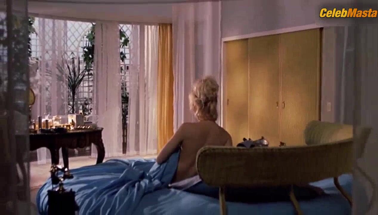 Goldie Hawn Ass, Tits Scene From There’s A Girl In - Photo 1 of 5 photo 2