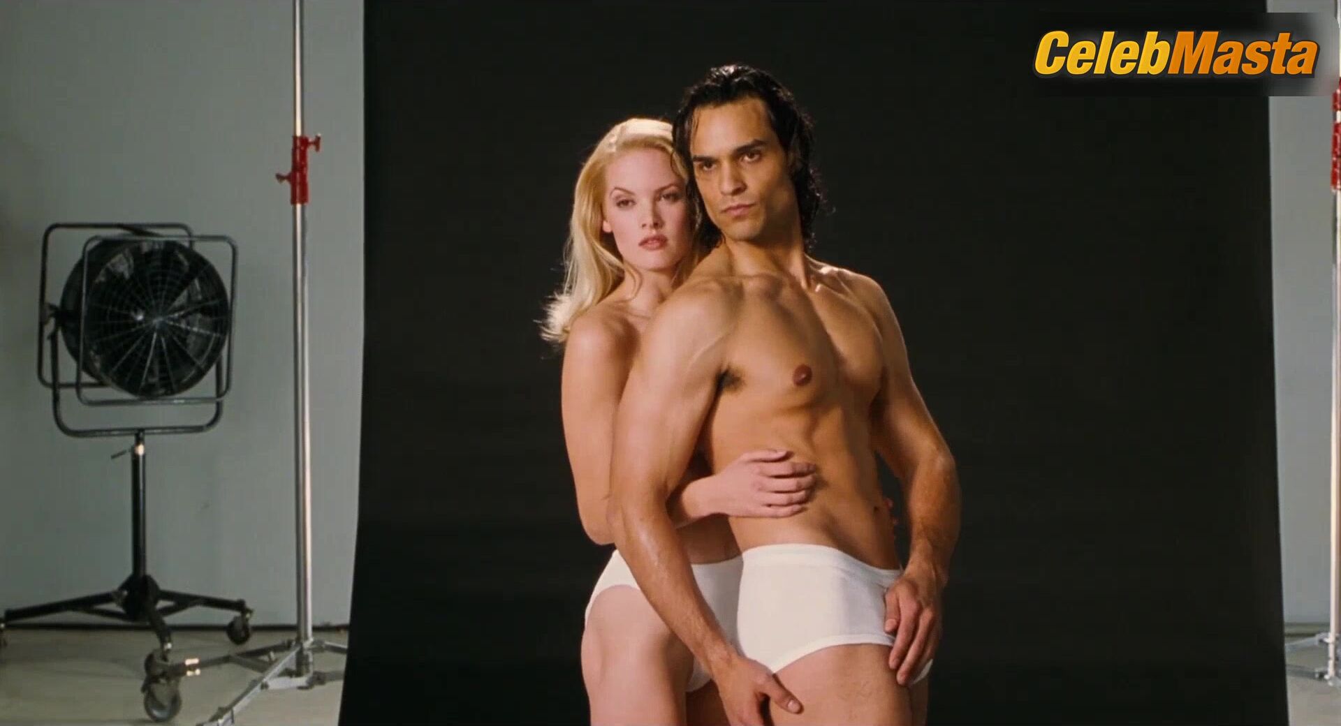 Bridgette Wilson Swimsuit Scene From The Real Blonde - Photo 2 of 5 photo 4