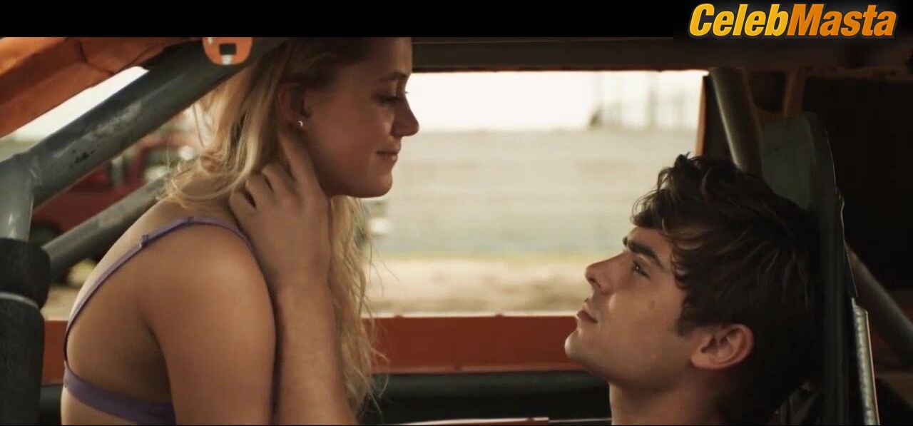 Maika Monroe ’s Underwear Scene From At Any Price - Photo 1 of 5 photo 4