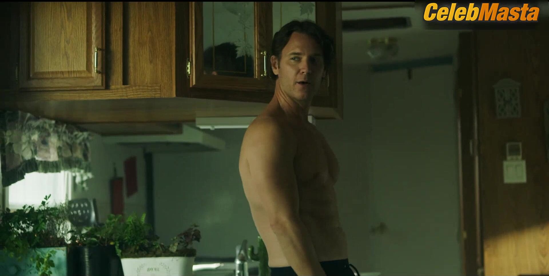 Kathleen Robertson ’s Sexy Scene From Northern Rescue - Photo 3 of 5 photo 1