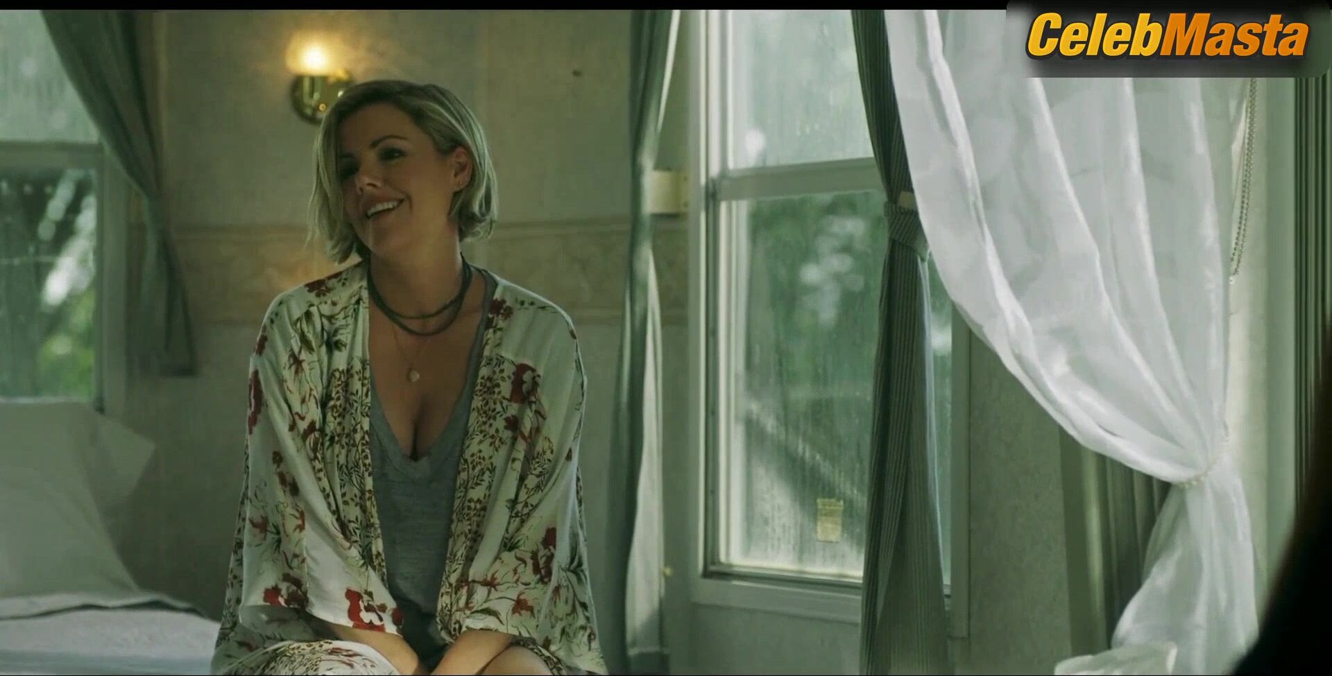 Kathleen Robertson ’s Sexy Scene From Northern Rescue - Photo 3 of 5 photo 2
