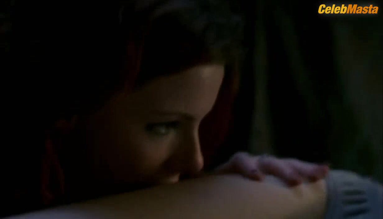 Kathleen Robertson Lesbian, Booty Scene From Xx/xy - Photo 2 of 5 photo 4
