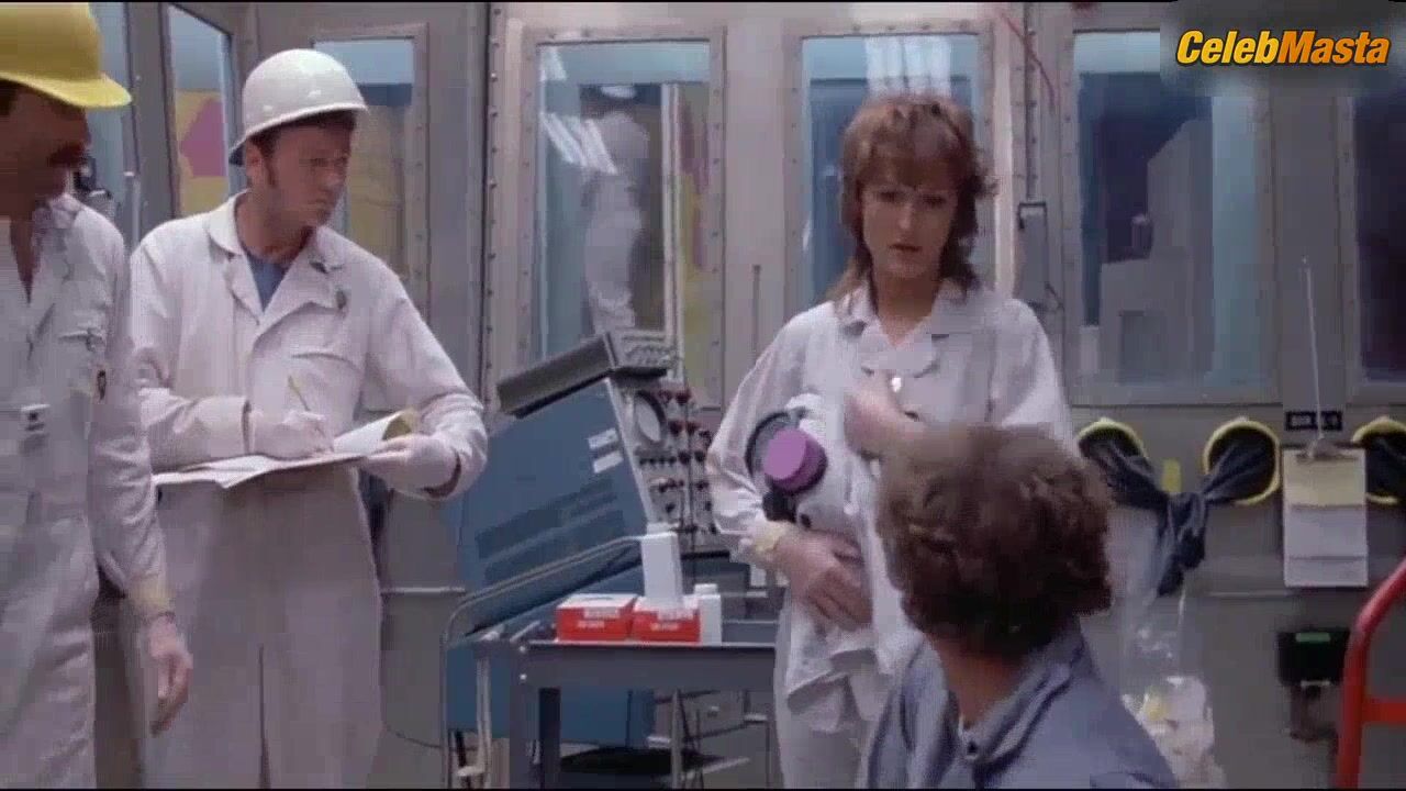 Meryl Streep ’s Tits Scene From Silkwood - Photo 3 of 5 photo 2
