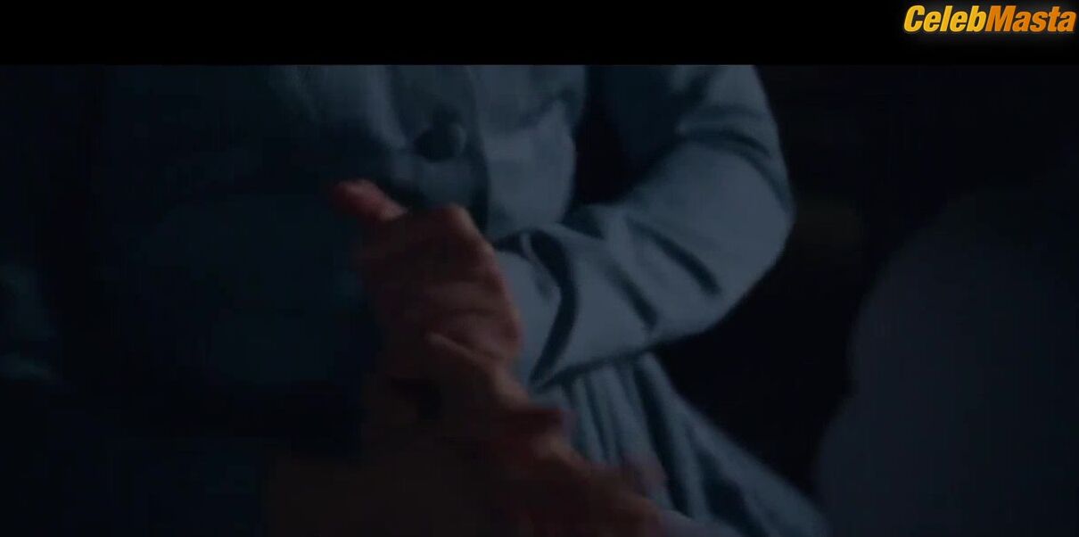 Anais Demoustier ’s Underwear Scene From Marguerite Et - Photo 1 of 5 photo 2