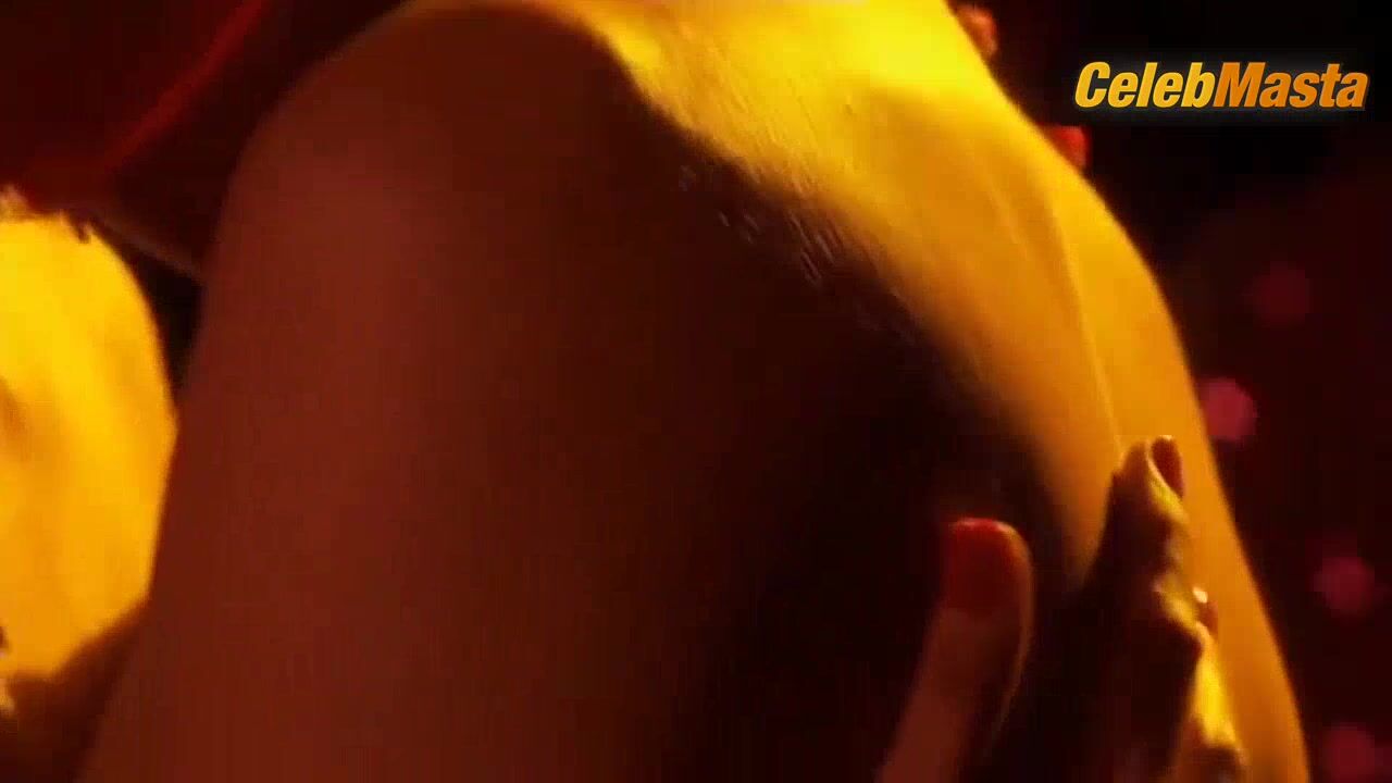 Berenice Marlohe Tits Scene From Happiness Never Comes Alone - Photo 2 of 5 photo 1