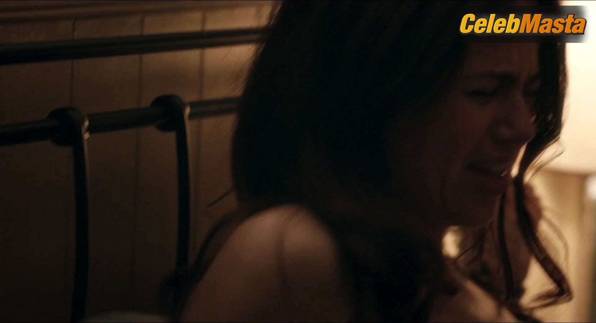 Molly Gordon ’s Underwear Scene In Oh, Hi! - Photo 1 of 5 photo 5