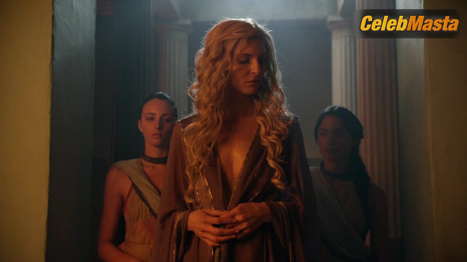 Lucy Lawless And Viva Bianca’s Tits Scene In - Photo 2 of 5