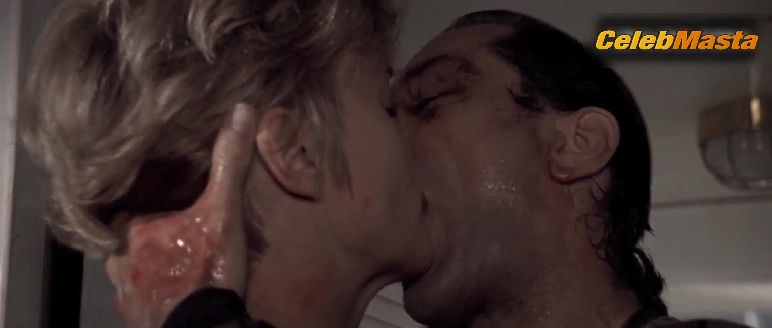 Jessica Lange ’s Tits Scene In Cape Fear - Photo 1 of 5