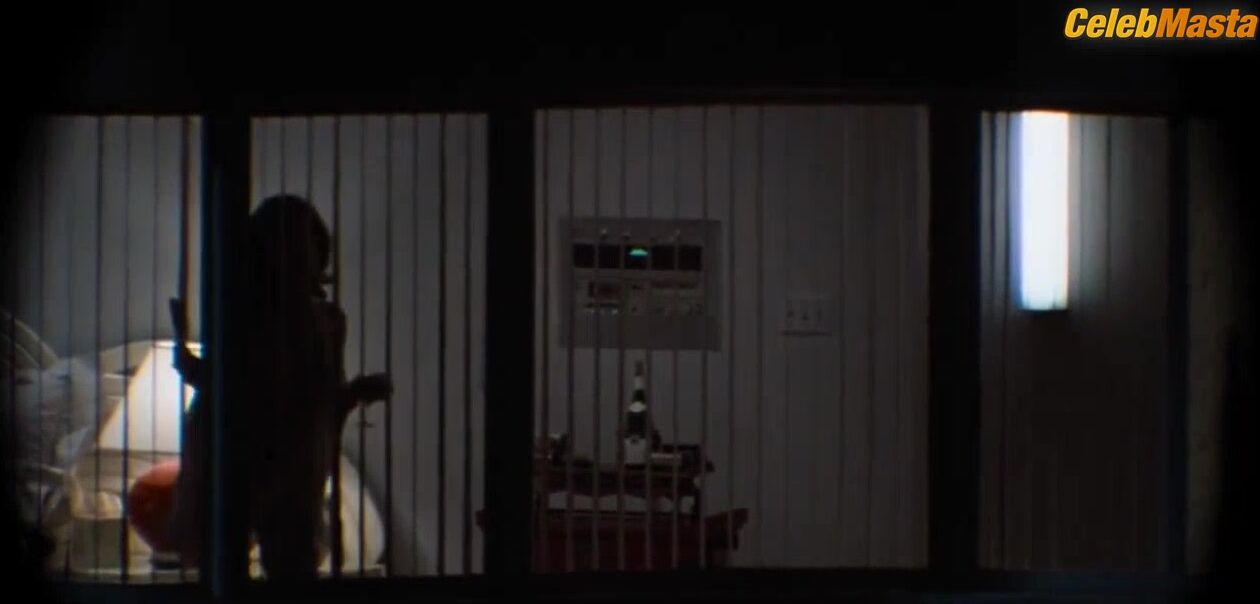 Melanie Griffith Reveals Booty And Tits Scene In Body Double - Photo 1 of 5
