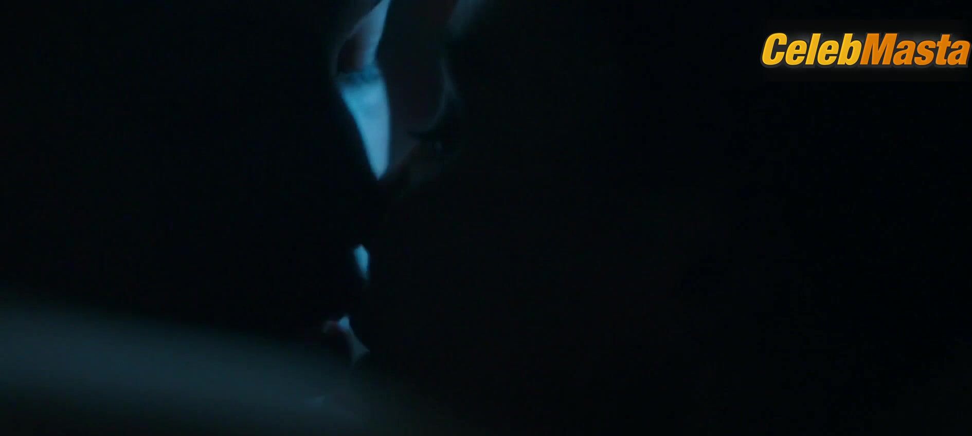 Eline Powell And Fola Evans-akingbola Share Lesbian Scene - Photo 1 of 5 photo 4