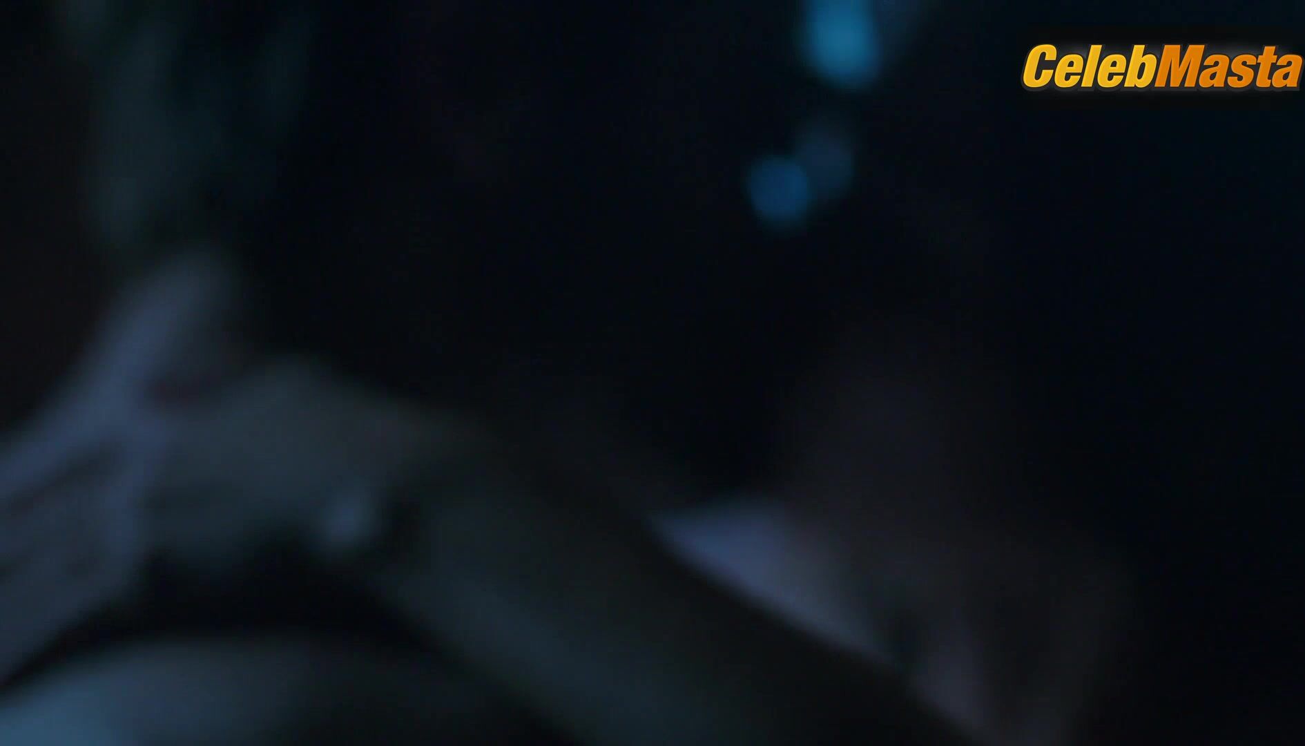 Eline Powell And Fola Evans-akingbola Share Lesbian Scene - Photo 1 of 5 photo 5
