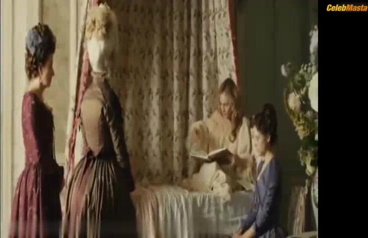 Virginie Ledoyen ’s Tits Scene From Les Sensuels - Photo 1 of 5 photo 5