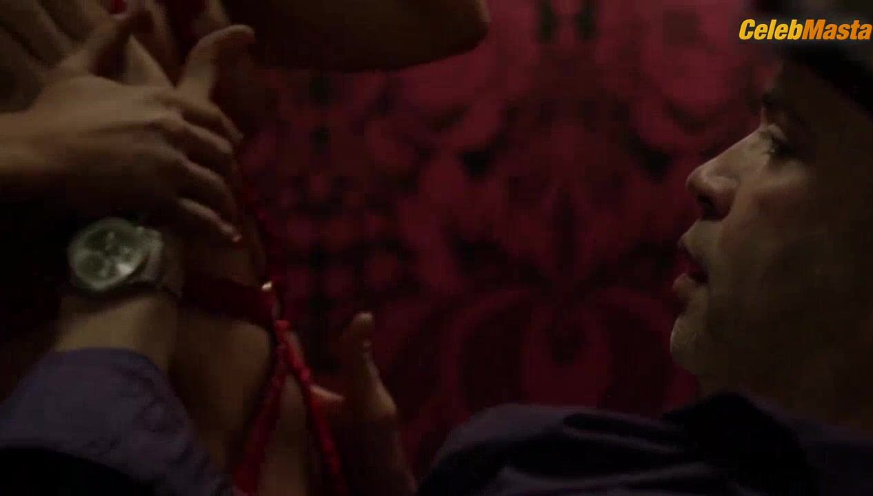 Lela Loren Bares Butt, Boobs Scene In Power - Photo 2 of 5 photo 4