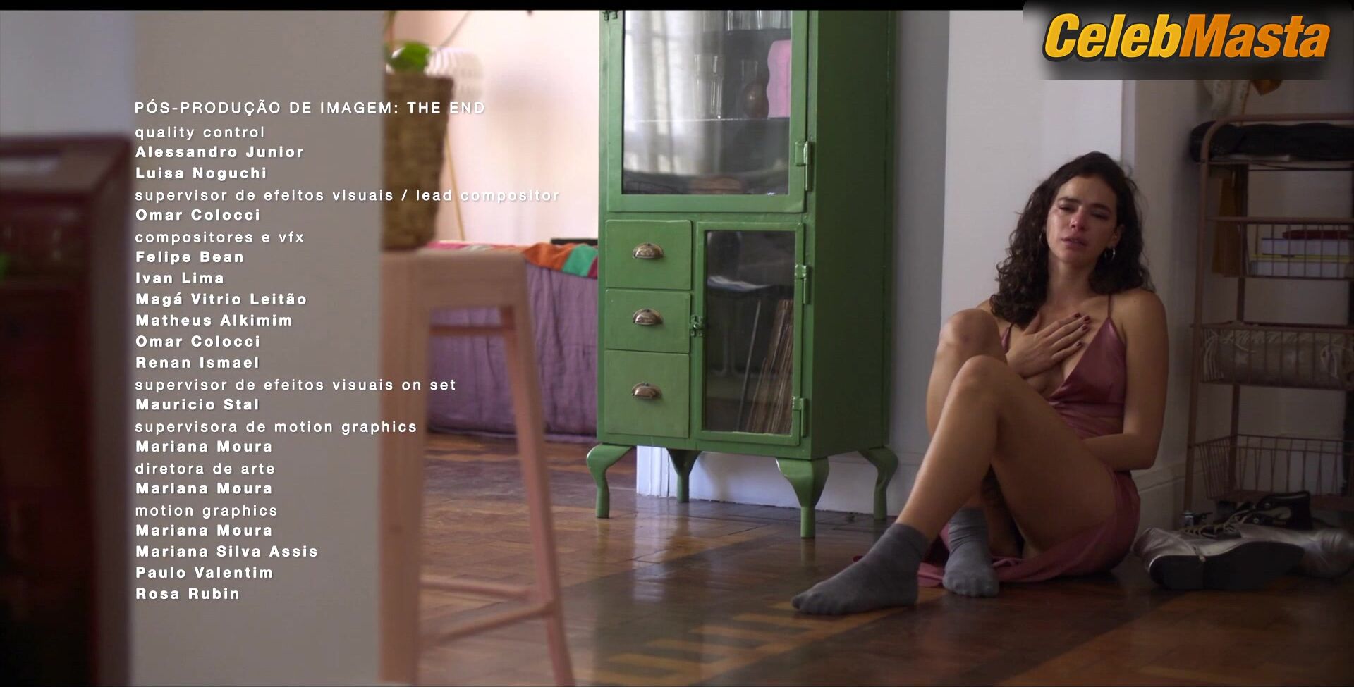 Bruna Marquezine ’s Underwear Scene In Benefits With - Photo 2 of 5 photo 1