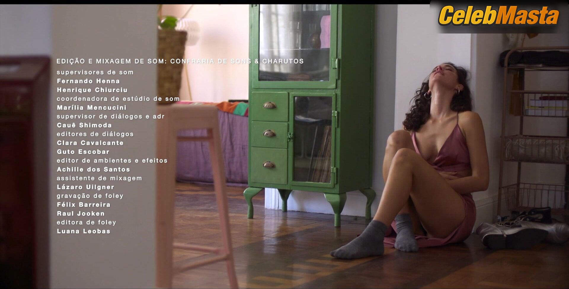 Bruna Marquezine ’s Underwear Scene In Benefits With - Photo 2 of 5 photo 4