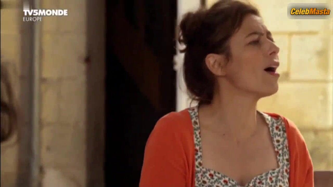 Laure Calamy ’s Sex Scene From Zouzou - Photo 2 of 5 photo 1
