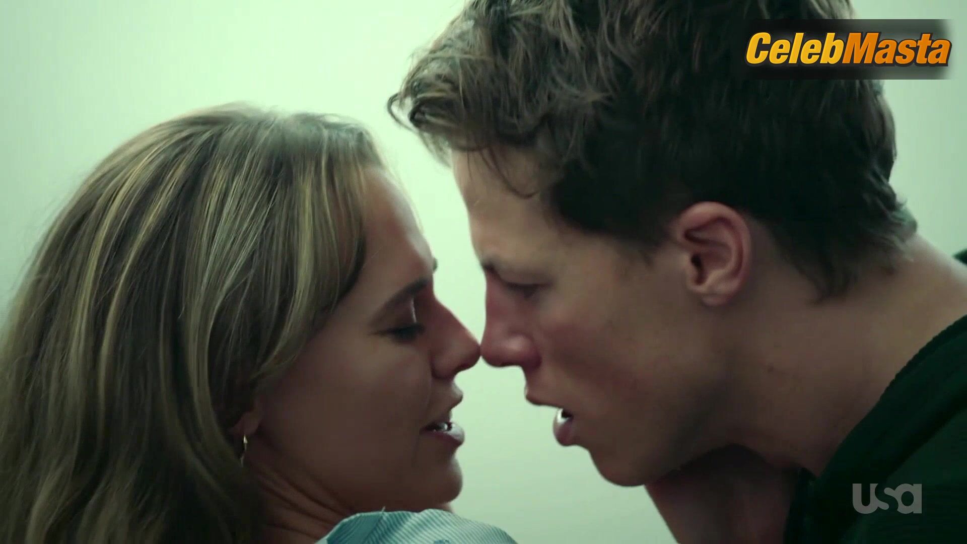 Madison Iseman Underwear Scene In The Rainmaker Movie - Photo 2 of 5 photo 5