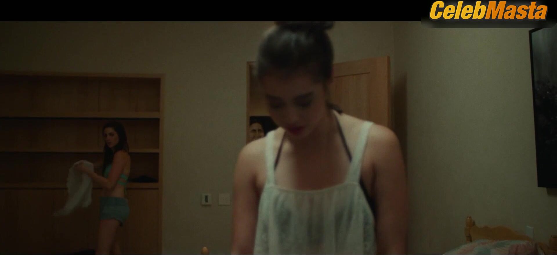 Amber Midthunder Brytnee Ratledge And Swimsuit Scene In 14 - Photo 1 of 5 photo 5