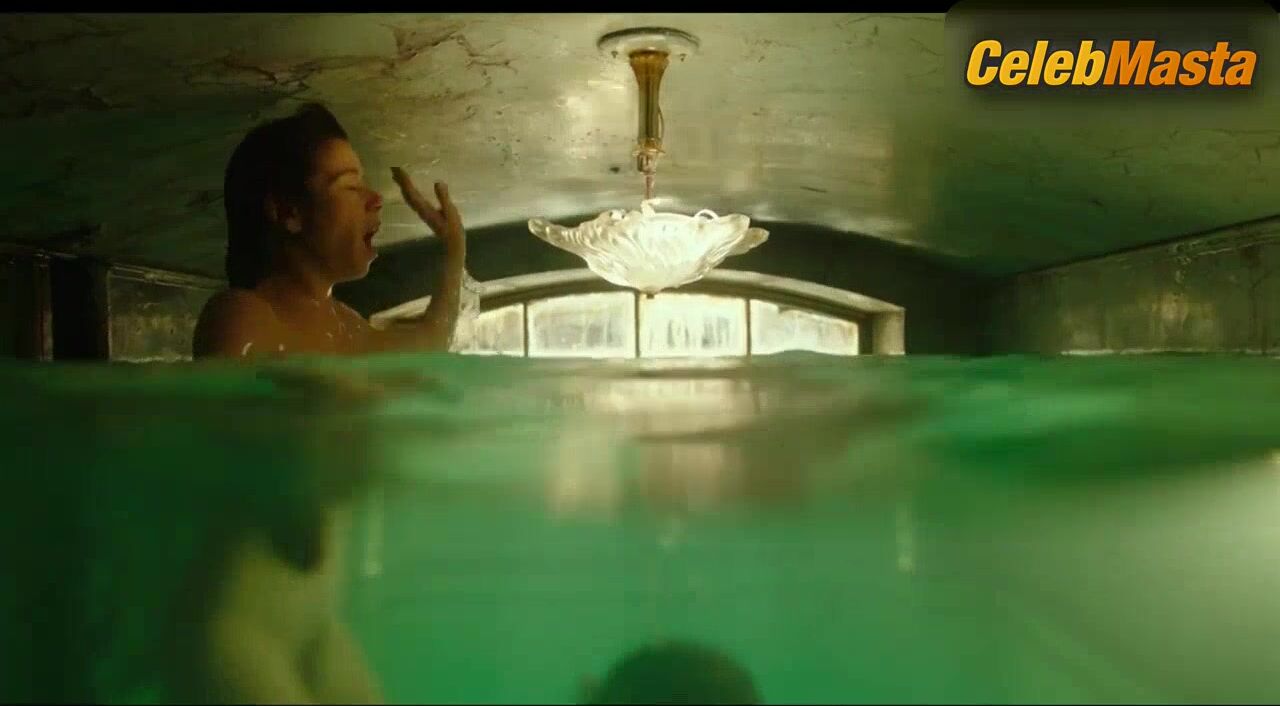 Sally Hawkins Tits, Ass Scene From The Shape Of Water - Photo 2 of 5 photo 5