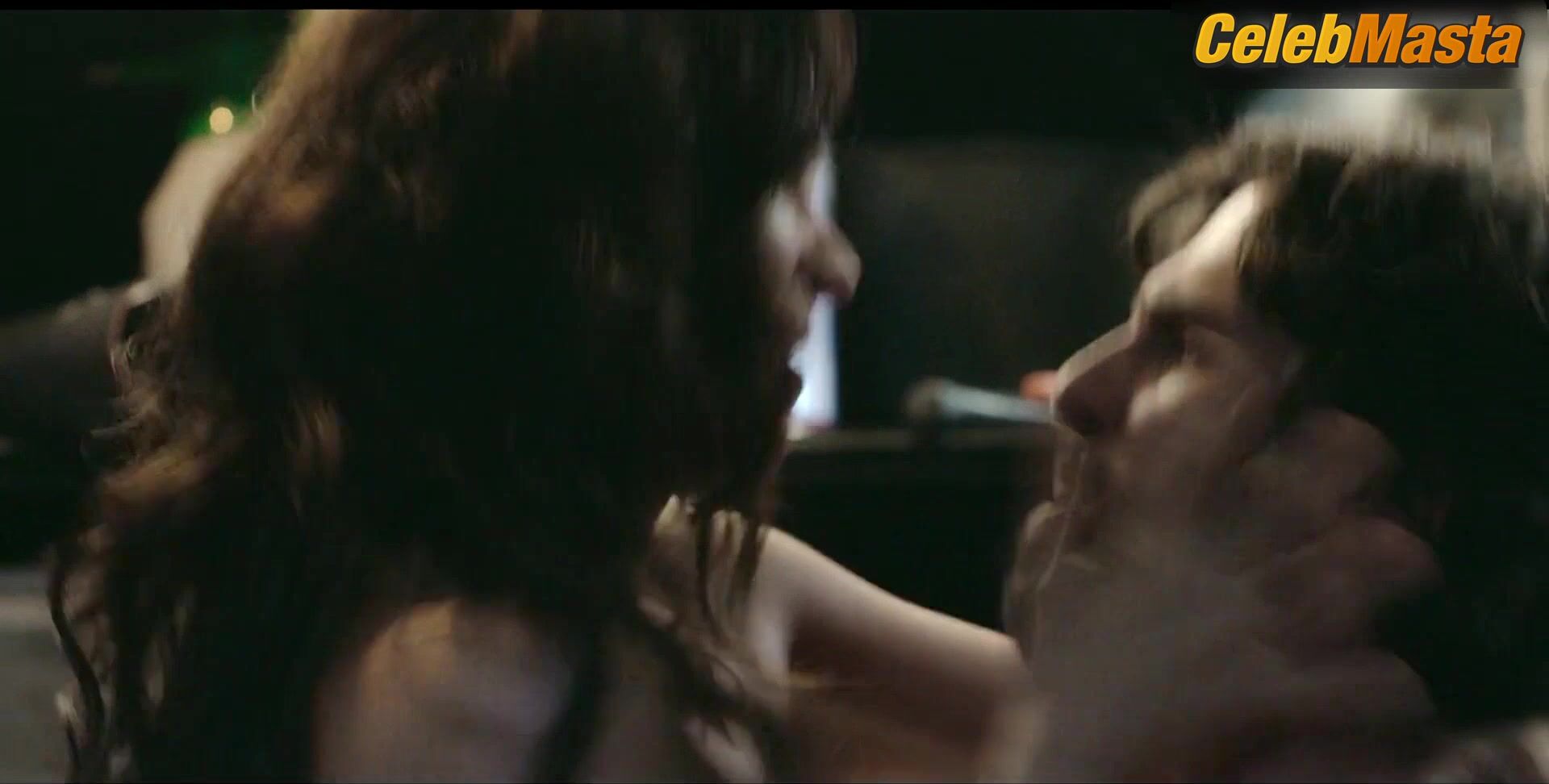 Carmen Villalobos Tits Scene In The Guest - Photo 2 of 5 photo 1