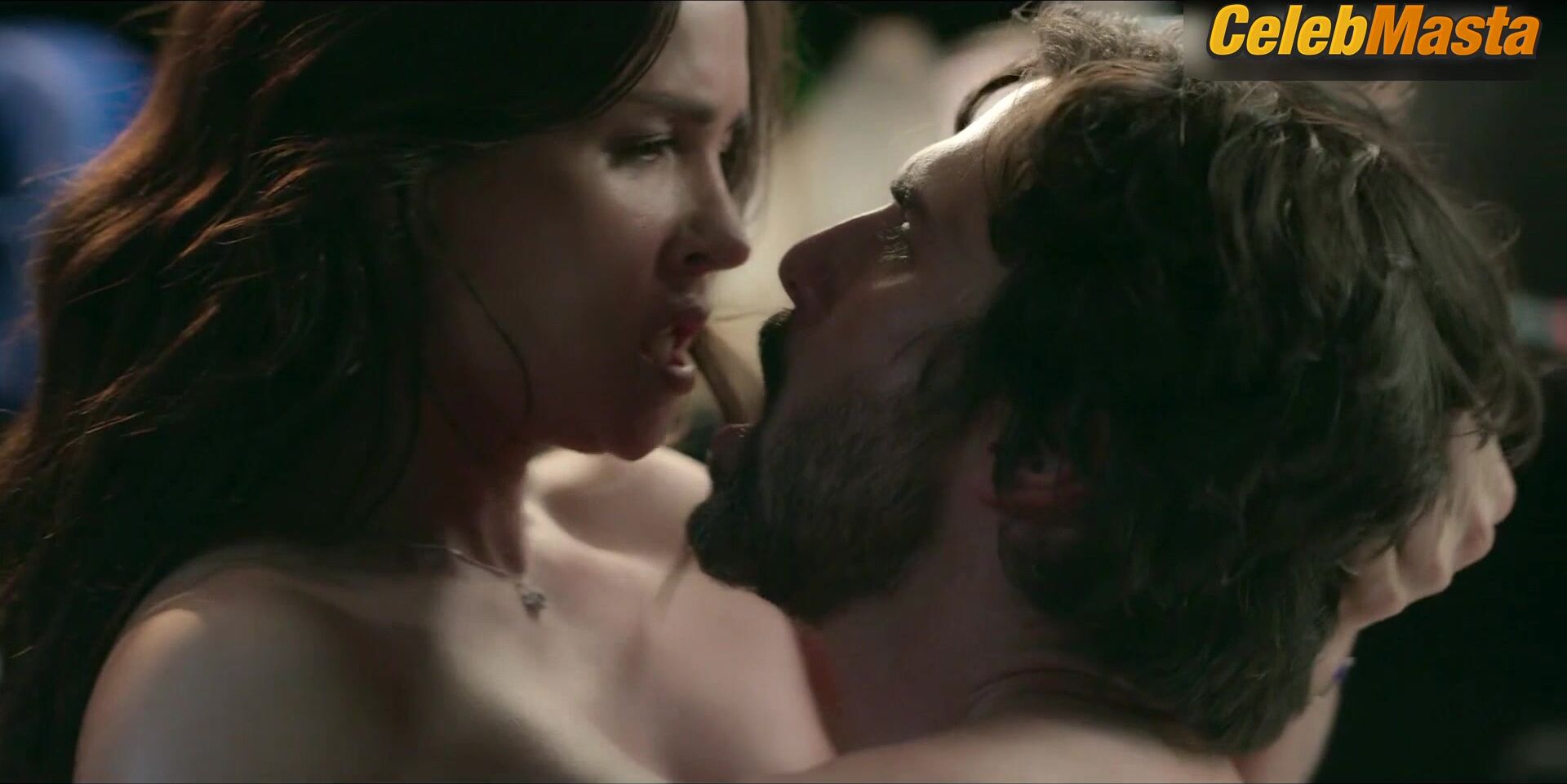Carmen Villalobos Tits Scene In The Guest - Photo 2 of 5 photo 5