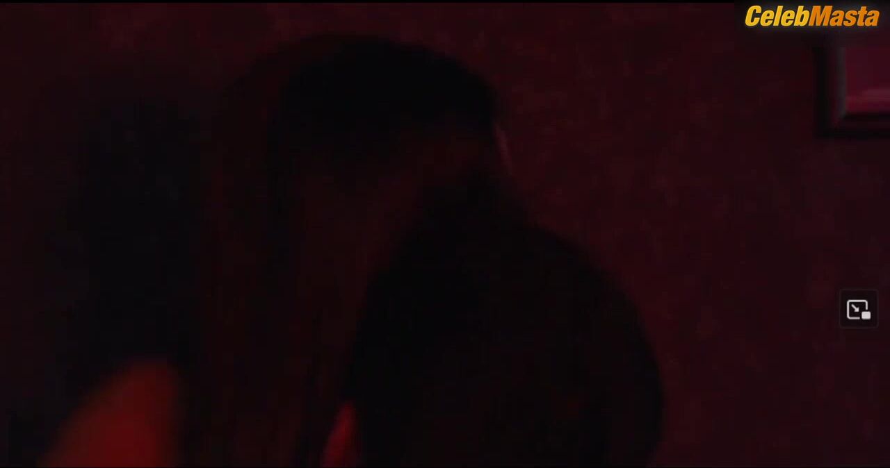 Carmen Villalobos ’s Sex Scene In El Senor De Los Cielos - Photo 1 of 5 photo 5