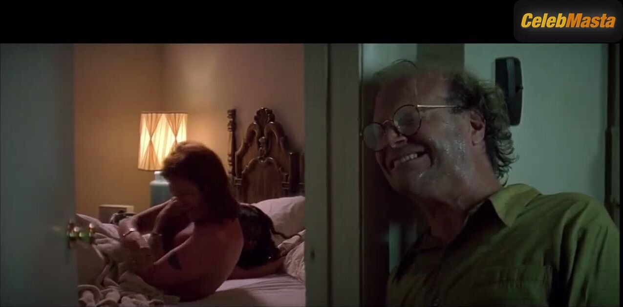 Jennifer Tilly ’s Booty, Tits Scene In The Getaway - Photo 2 of 5 photo 5