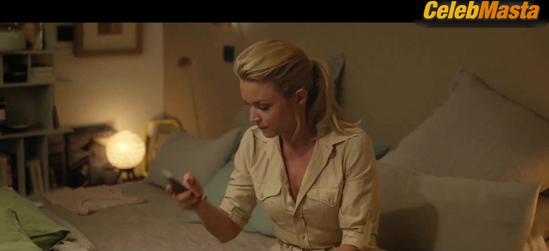 Virginie Efira ’s Sex Scene From Un Homme A La Hauteur - Photo 1 of 5 photo 2