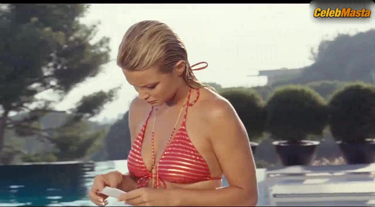 Virginie Efira Bares Breasts, Bikini Scene In Le Siffleur - Photo 2 of 5 photo 5